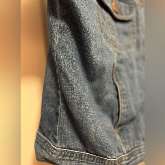 Vintage 90’s Bill Blass Denim Jean Jacket Classic trucker women’s MP blue Petite - Picture 10 of 15